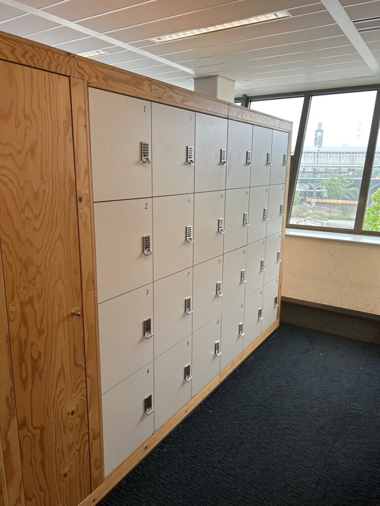 Lockerman Storage Lockeropstelling-48 hout - Lockerman